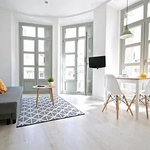 https://malagaurbanrooms-scenic-attics.1costadelsol.com